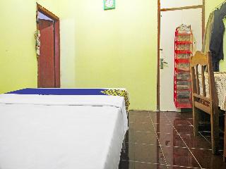OYO Homes 91149 Desa Wisata Nangelasari fotoÄŸrafÄ±