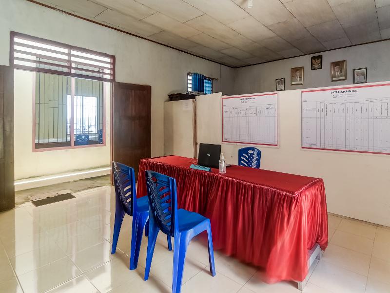 OYO Homes 91148 Homesstay Desa Wisata Bahoi - Lobi