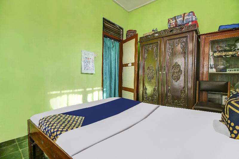 OYO Homes 91155 Desa Wisata Selamanik Ciamis - Oda