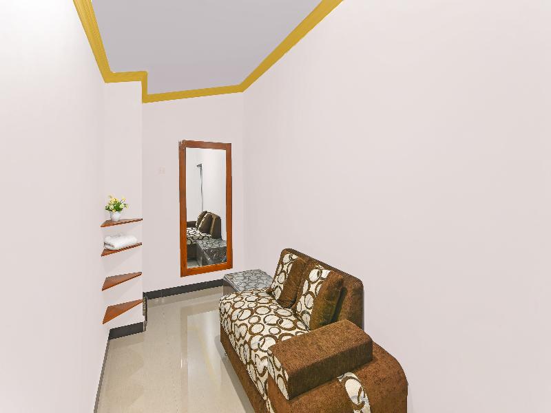 OYO 91192 Homestay Antara - Oda