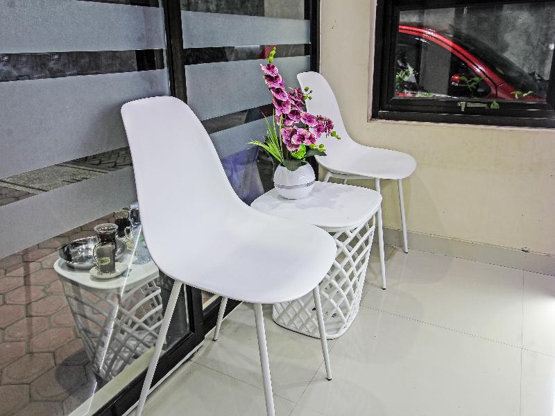 OYO 91202 Family Guest House Syariah - Lobi