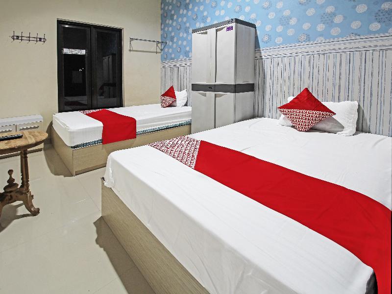 OYO 91202 Family Guest House Syariah - Oda