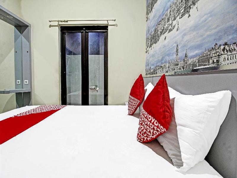 OYO 91202 Family Guest House Syariah - Oda