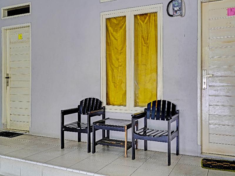 OYO 91329 Guest House Le-banon Syariah - Lobi