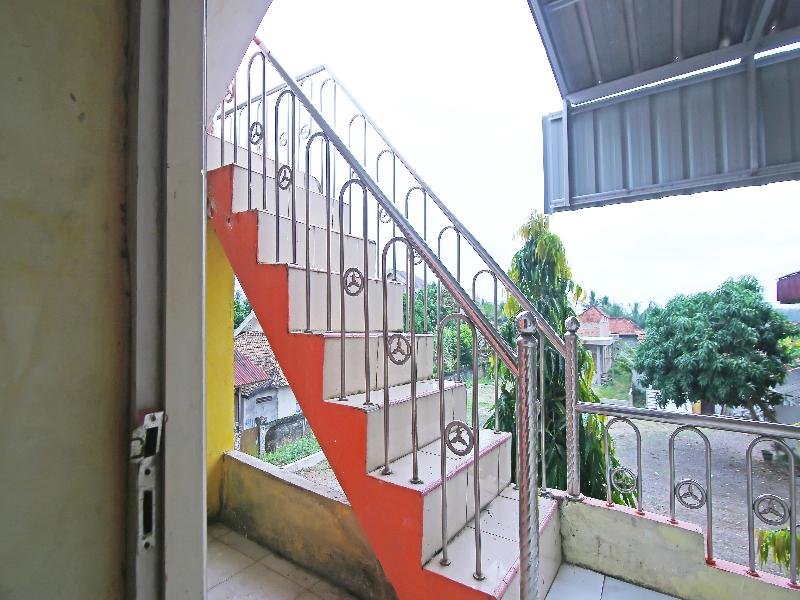 OYO 91111 Als Hotel - Lobi