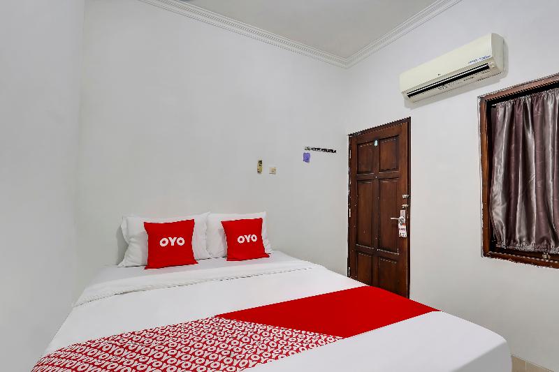 OYO 91082 Nathania Exclusive - Oda