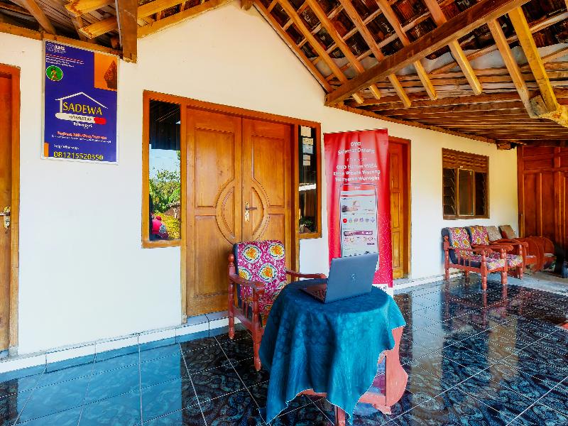 Homes Desa Wisata Wayang Manyaran Wonogi - Lobi