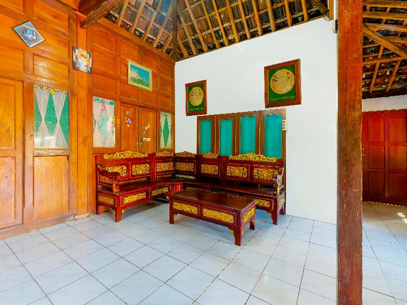 Homes Desa Wisata Wayang Manyaran Wonogi - Genel
