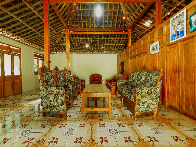 Homes Desa Wisata Wayang Manyaran Wonogi - Genel