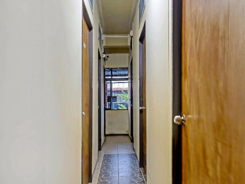 SPOT ON 91267 Sar Inn - Lobi
