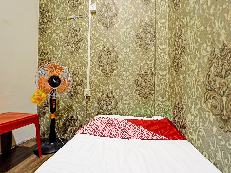 SPOT ON 91267 Sar Inn - Oda