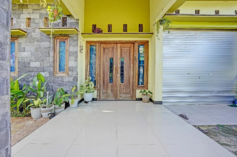 OYO Homes 91142 Desa Wisata Alam Gosari (wagos) - Genel