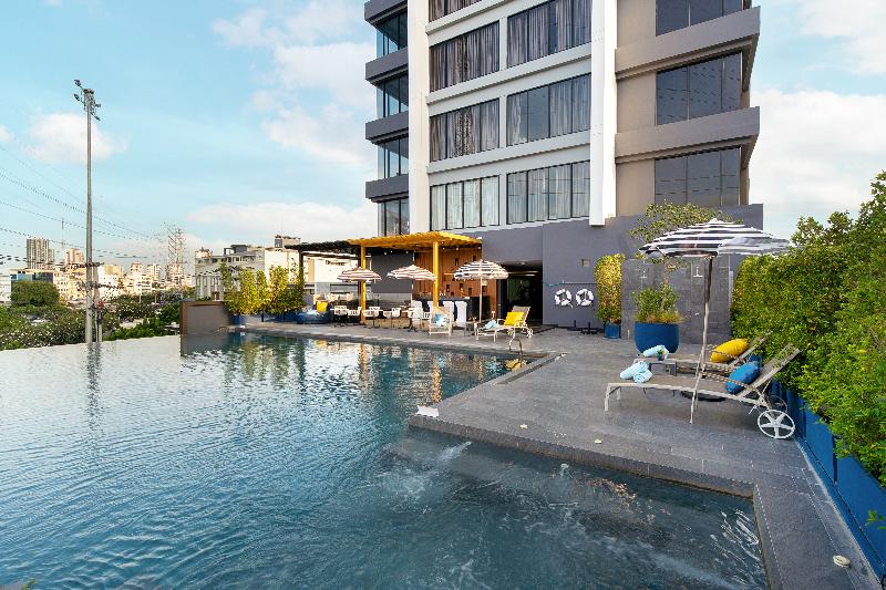 Thaya Hotel Bangkok - Havuz