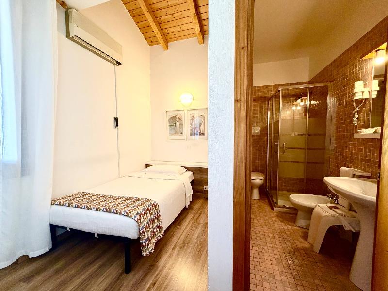 New Hotel Genziana - Oda