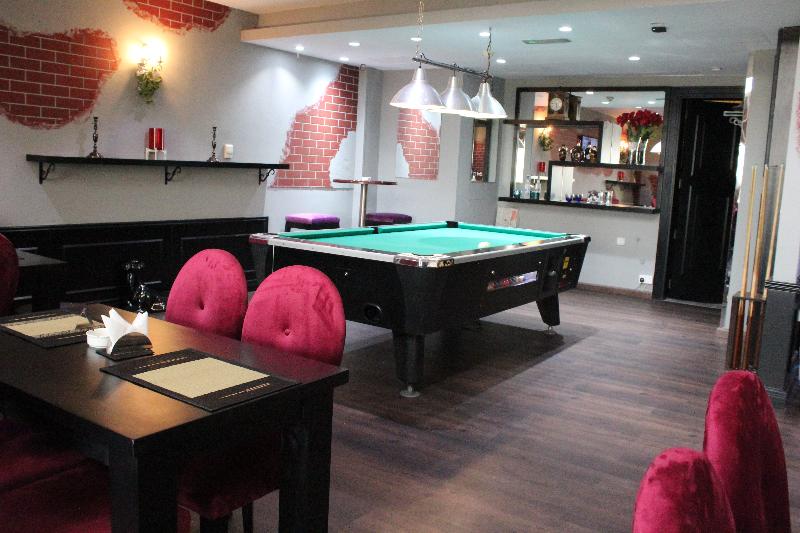 Al Khaleej Palace Deira Hotel - Bar