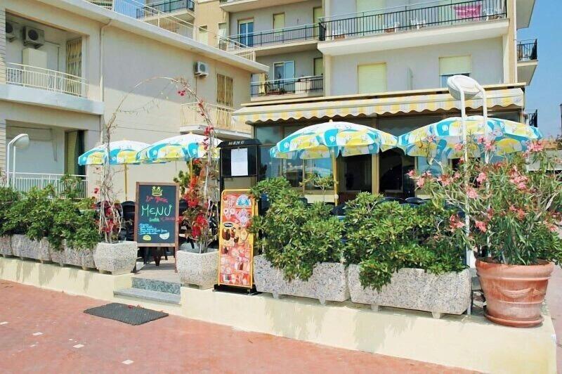 Hotel Lucerna - Genel