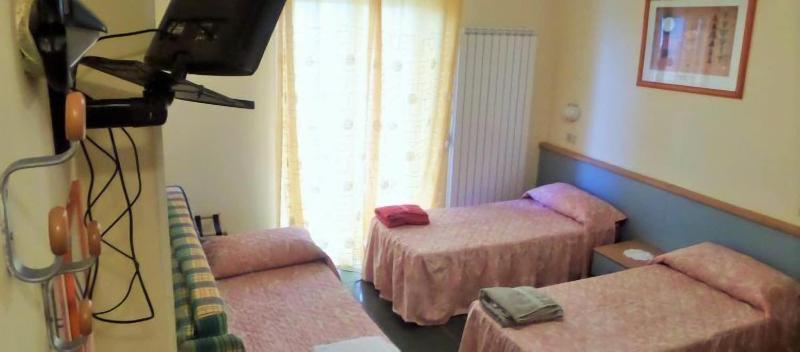 Hotel Lucerna - Oda