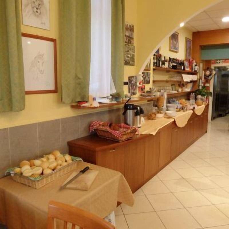 Hotel Lucerna - Restoran