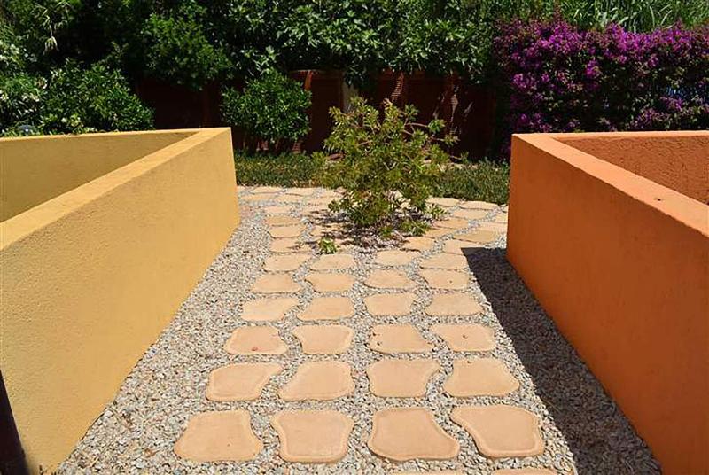 Residence L'Isola Surf House - Genel