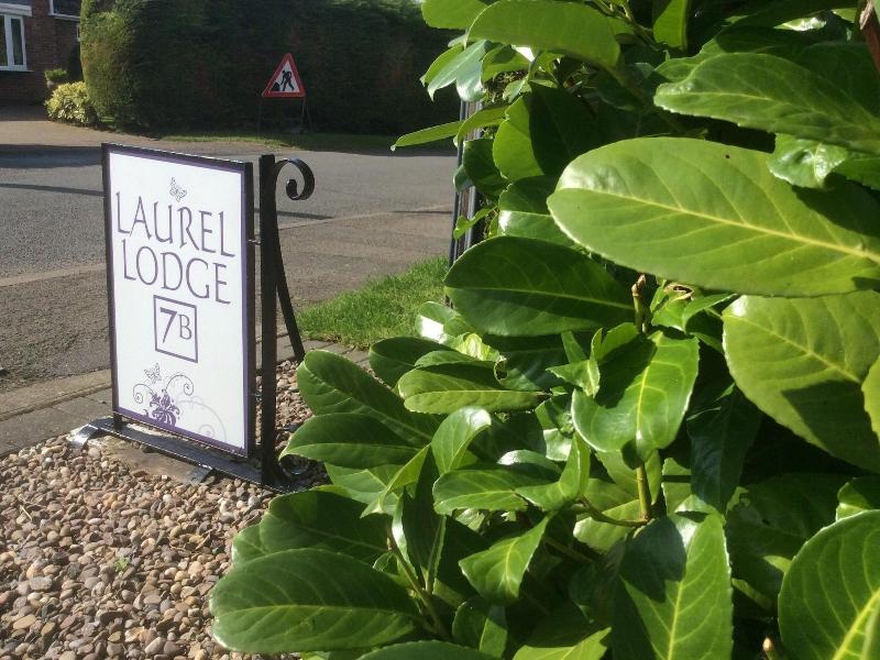 Laurel Lodge - Genel