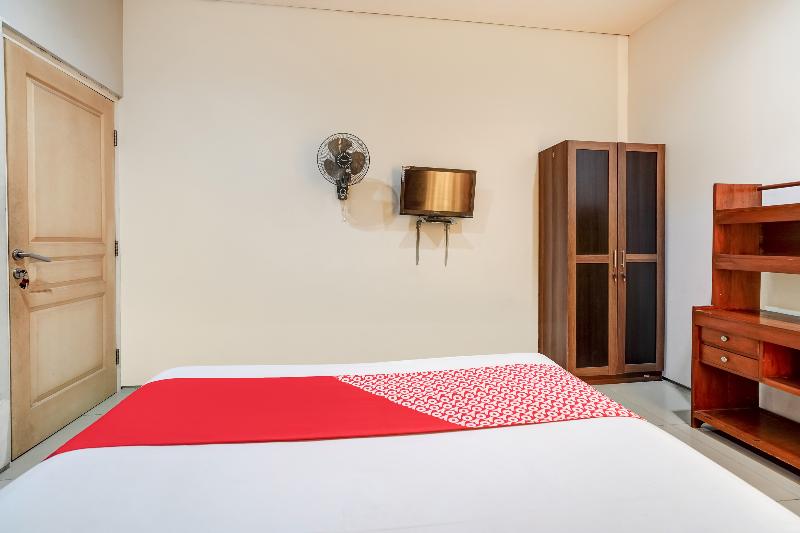 OYO 90935 Rumah Kost Metroliving - Oda