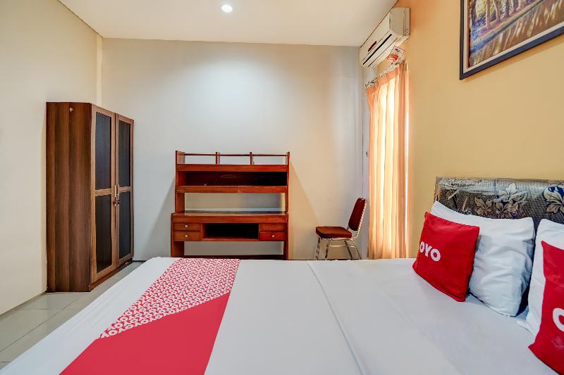 OYO 90935 Rumah Kost Metroliving - Oda