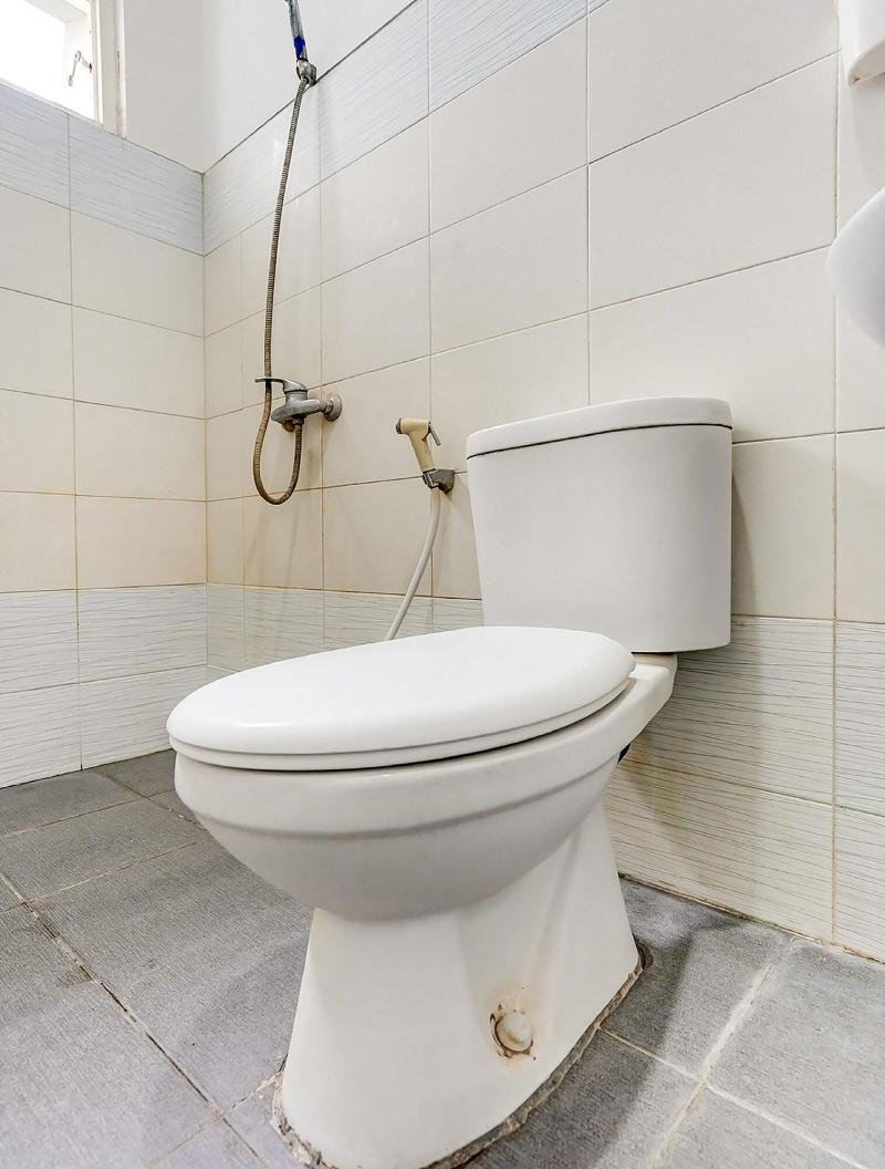 OYO 90935 Rumah Kost Metroliving - Oda