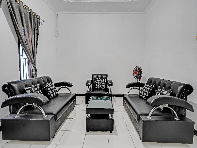 OYO 91334 Permata Papua Guest House - Lobi