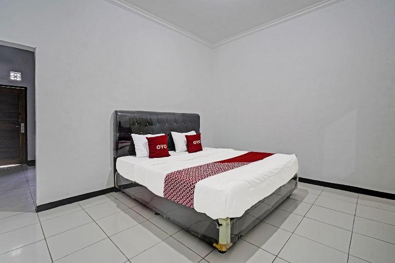 OYO 91334 Permata Papua Guest House - Oda