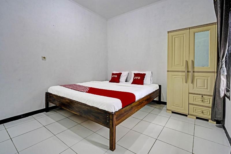 OYO 91334 Permata Papua Guest House - Oda