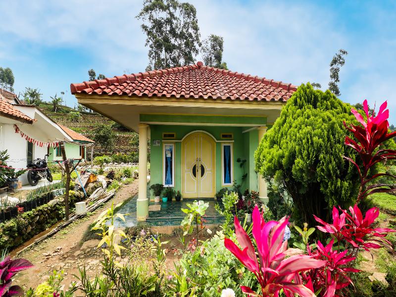 OYO90992 Eco Tourism Desa Panundaan CiwideySyariah - Genel