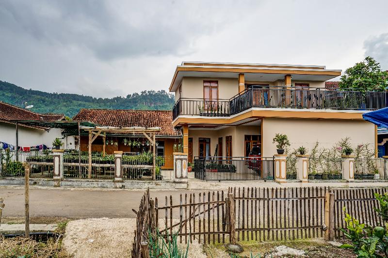 OYO 91014 Eco Tourism Desa Cibodas Areng 2 Syariah - Genel
