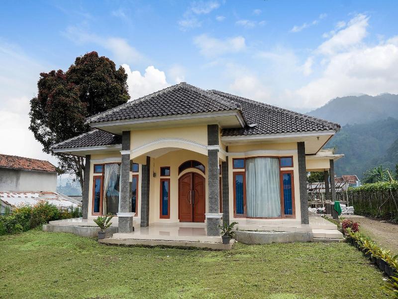 OYO 91156 EcoTourismBigFarmerDesaKertawangiSyariah - Genel
