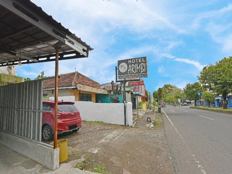 SPOT ON 91270 Hotel Arimbi - Genel