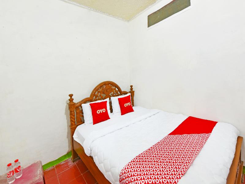 SPOT ON 91270 Hotel Arimbi - Oda