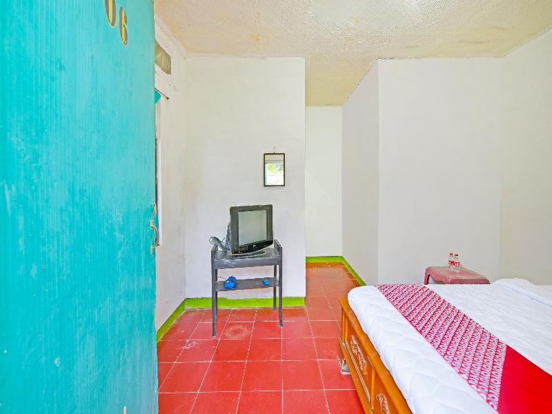 SPOT ON 91270 Hotel Arimbi - Oda