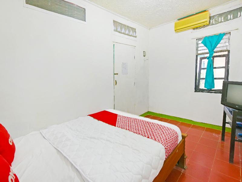 SPOT ON 91270 Hotel Arimbi - Oda