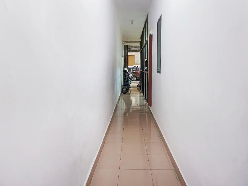 OYO 90965 Homestay Madu Makassar - Lobi