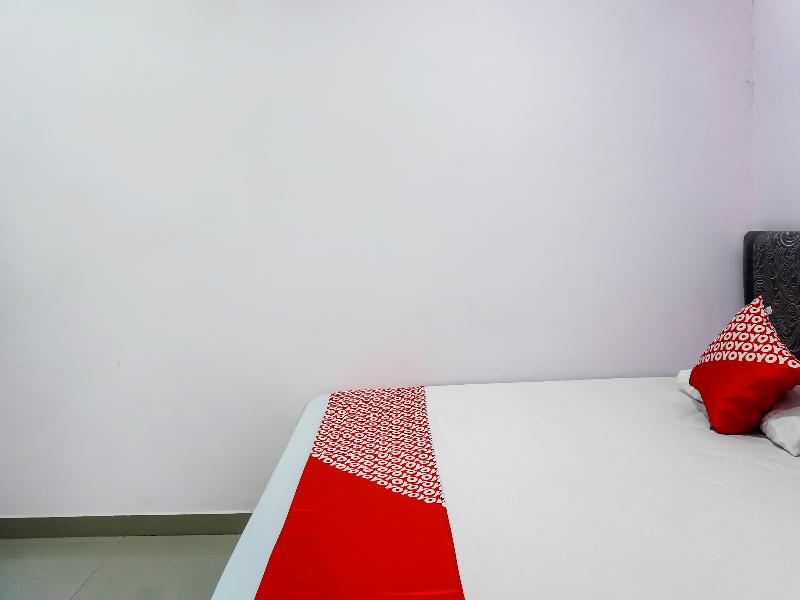 OYO 90965 Homestay Madu Makassar - Oda