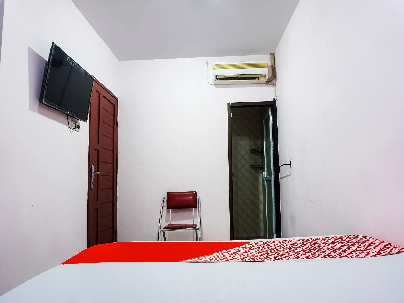 OYO 90965 Homestay Madu Makassar - Oda