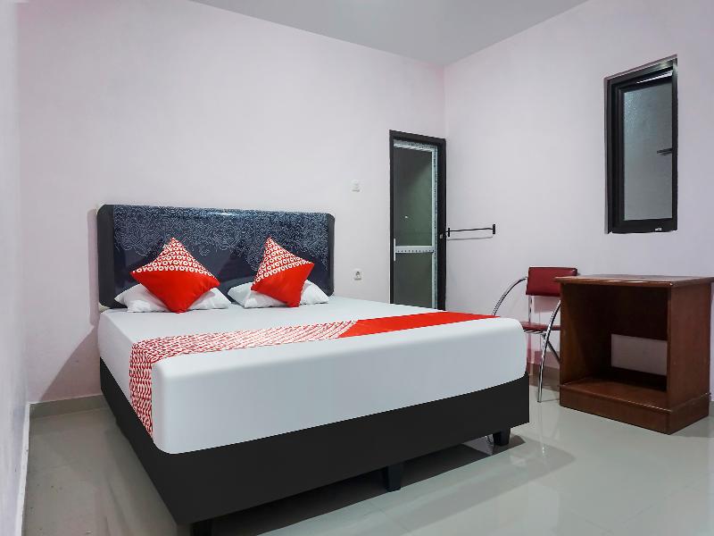 OYO 90965 Homestay Madu Makassar - Oda