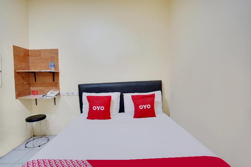 OYO 91035 De Ritz Residence - Oda