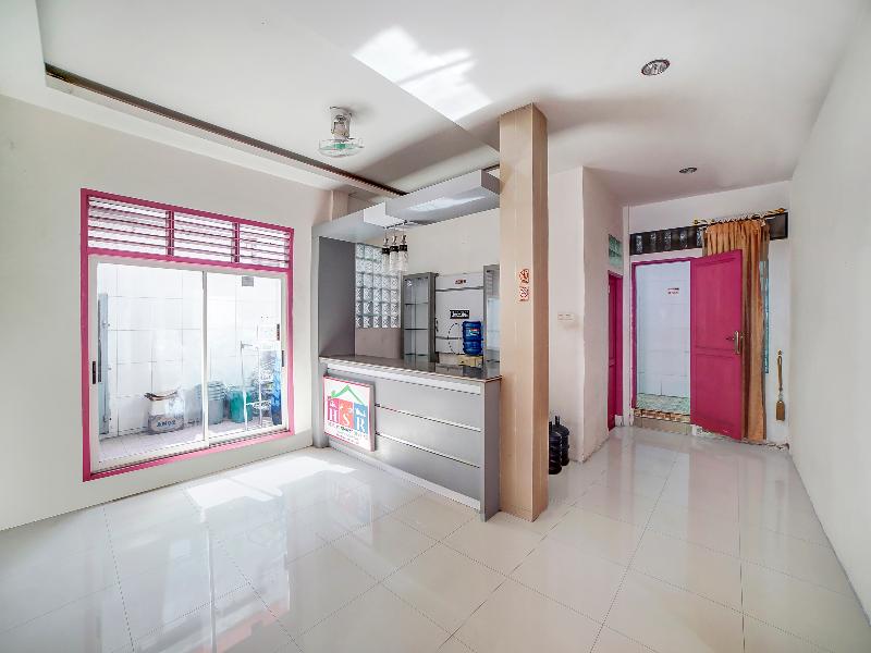 OYO 91143 Asri Residence - Lobi