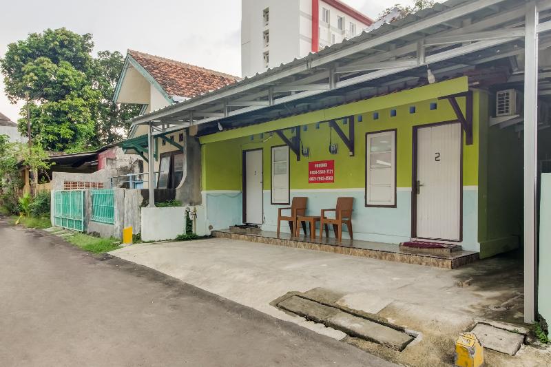 OYO 91216 Siliwangi Guest House Syariah Cirebon - Genel
