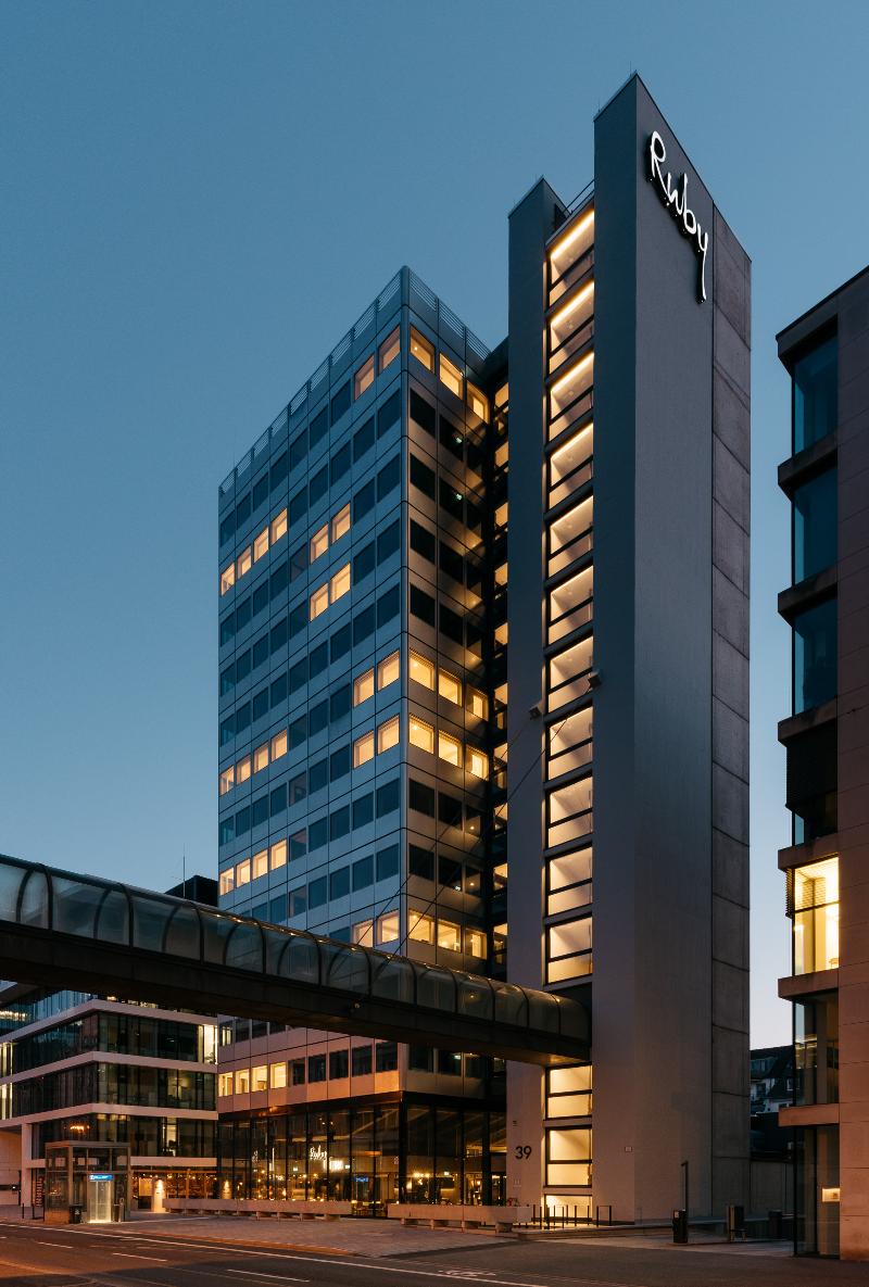 Ruby Luna Hotel Dusseldorf by IHG - Genel