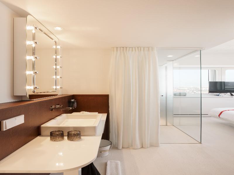 Ruby Luna Hotel Dusseldorf by IHG - Oda