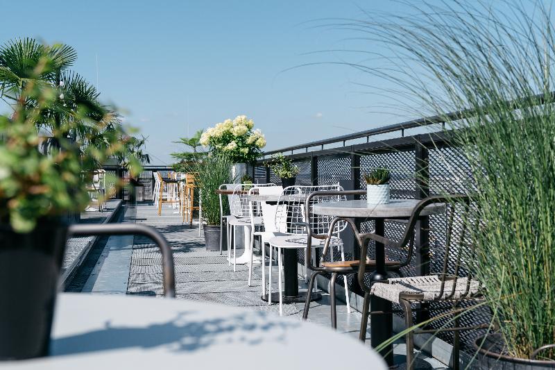 Ruby Luna Hotel Dusseldorf by IHG - Teras