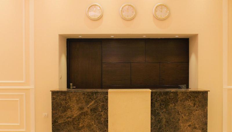 New MerryLand Hotel - Lobi