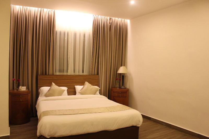 New MerryLand Hotel - Oda