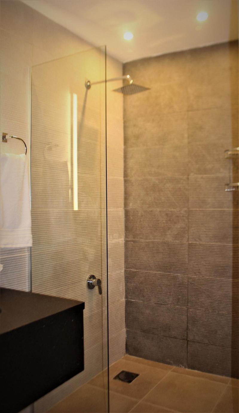 New MerryLand Hotel - Oda